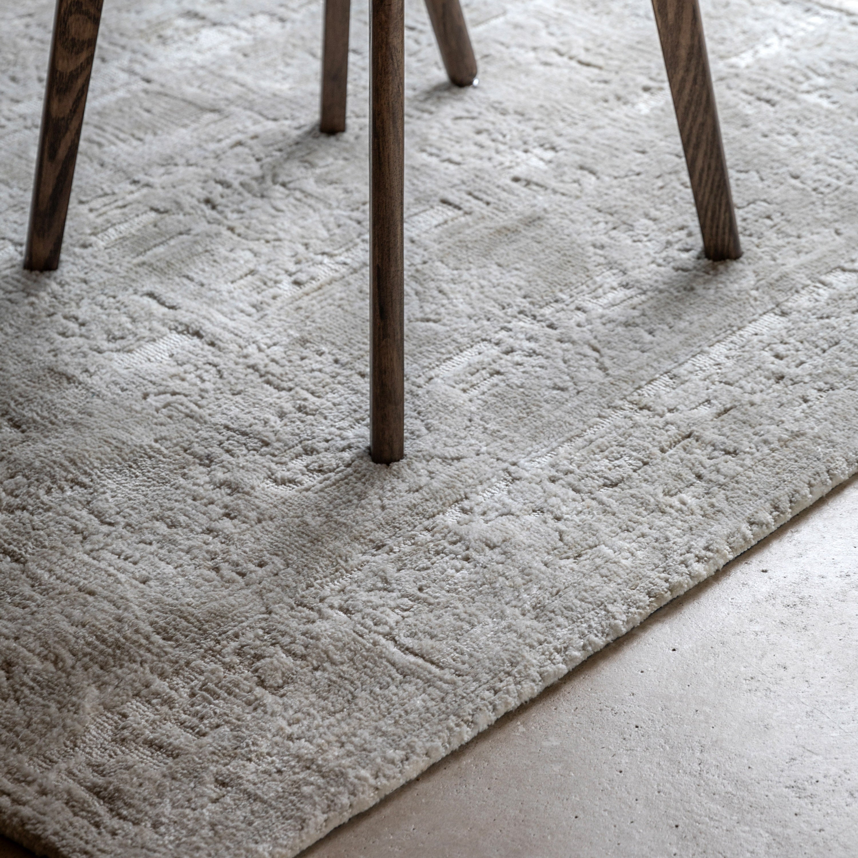 Saf Natural Rug - detail and lifestyle view 2