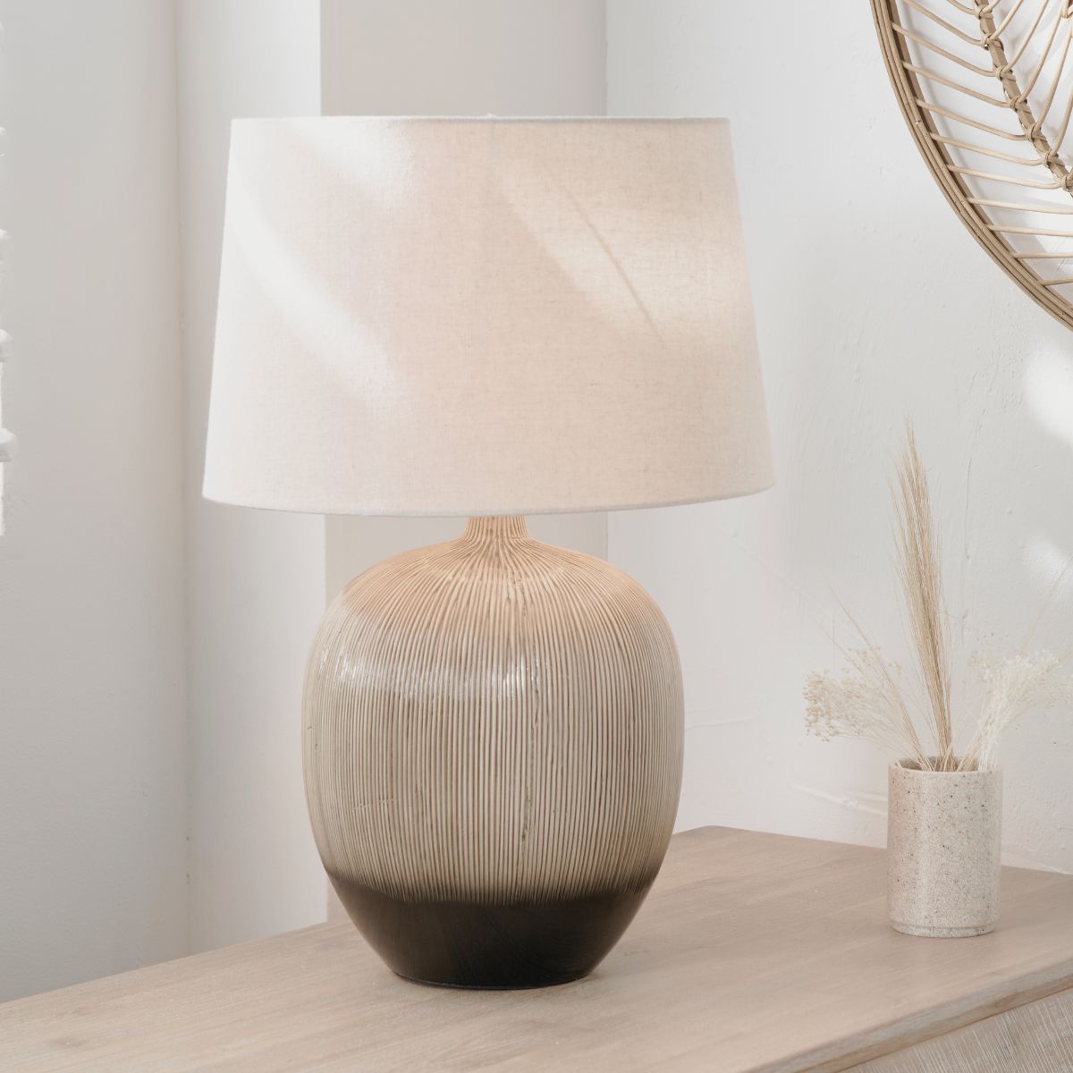Edda Ceramic Table Lamp | malletandplane.com