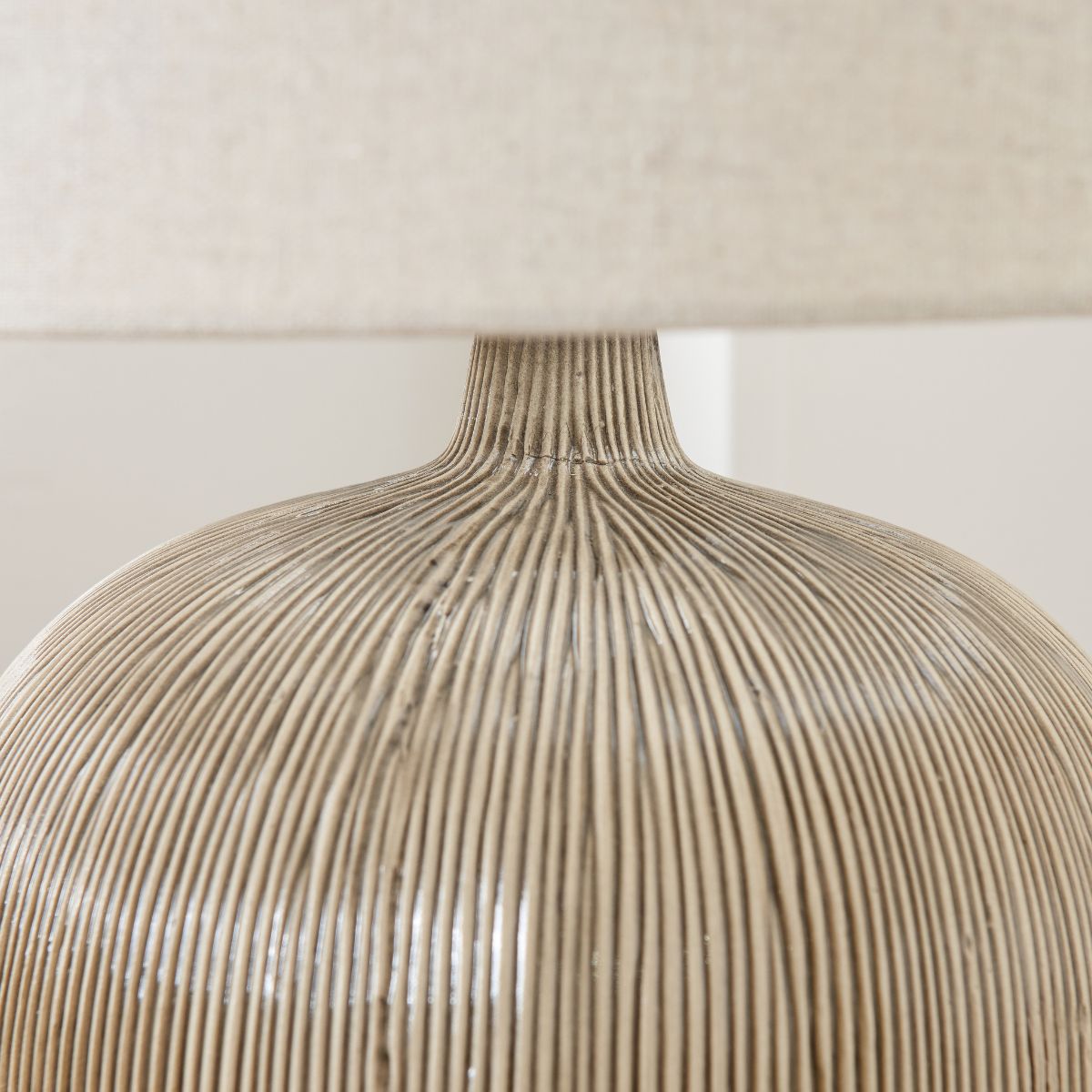 Edda Ceramic Table Lamp | malletandplane.com