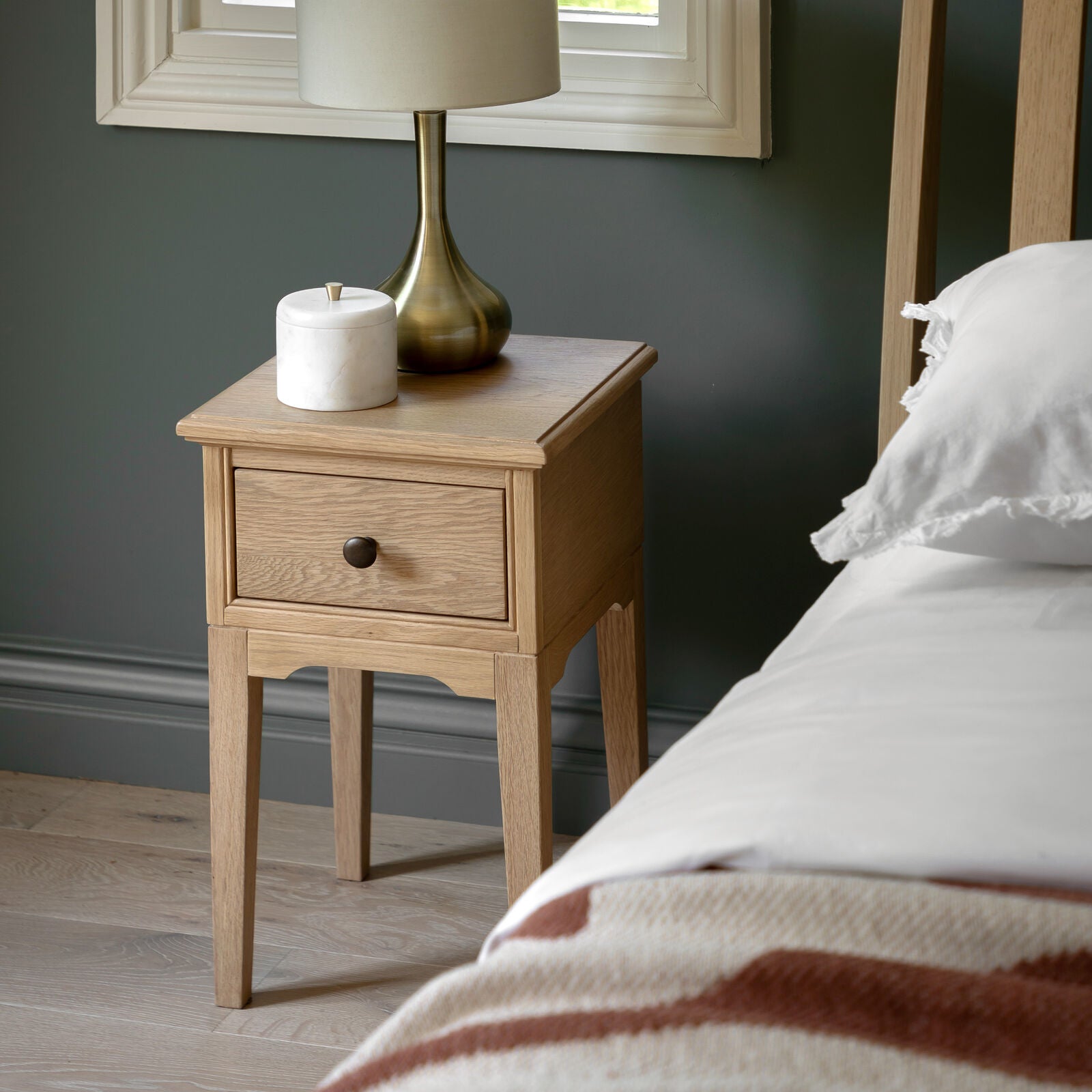 MALVERN Compact Oak Bedside Table | malletandplane.com