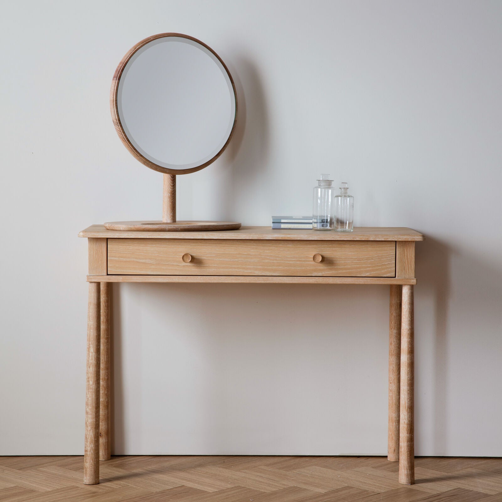 Axel natural oak 1 drawer dressing table | malletandplan.com