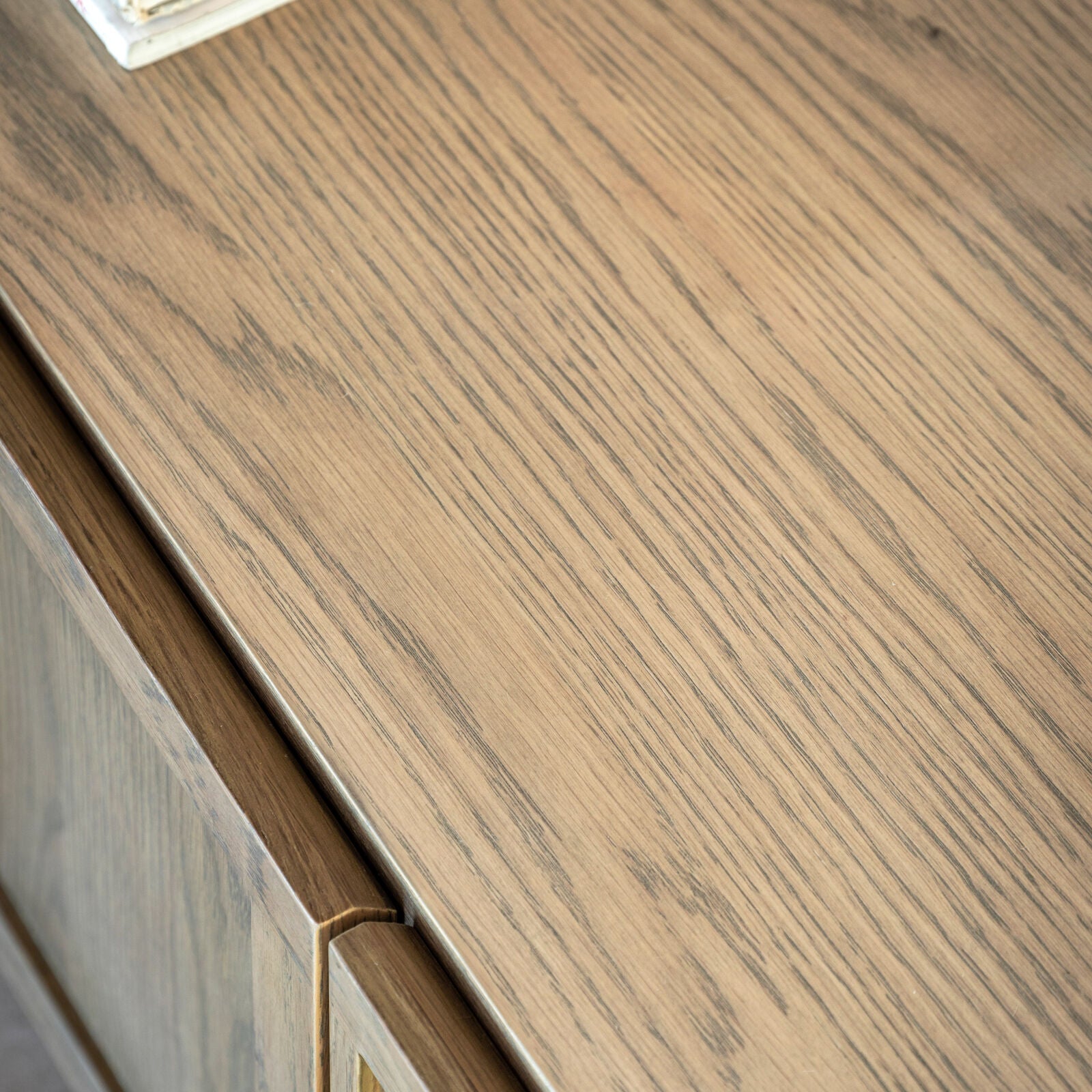 SEIS Panelled Media Unit – Wide TV Storage for Modern Homes