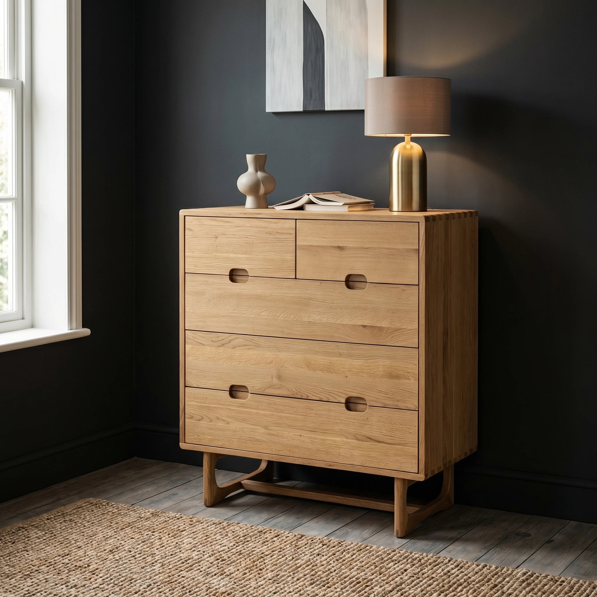 Kantu 5 drawer chest of drawers in oak with traditional jointing