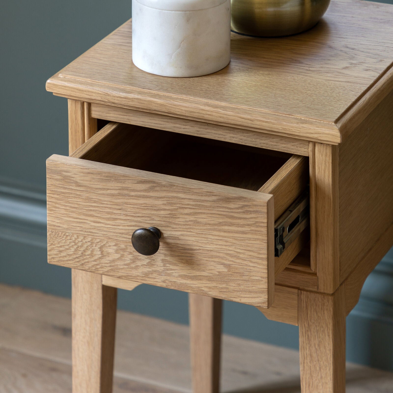 MALVERN Compact Oak Bedside Table | malletandplane.com