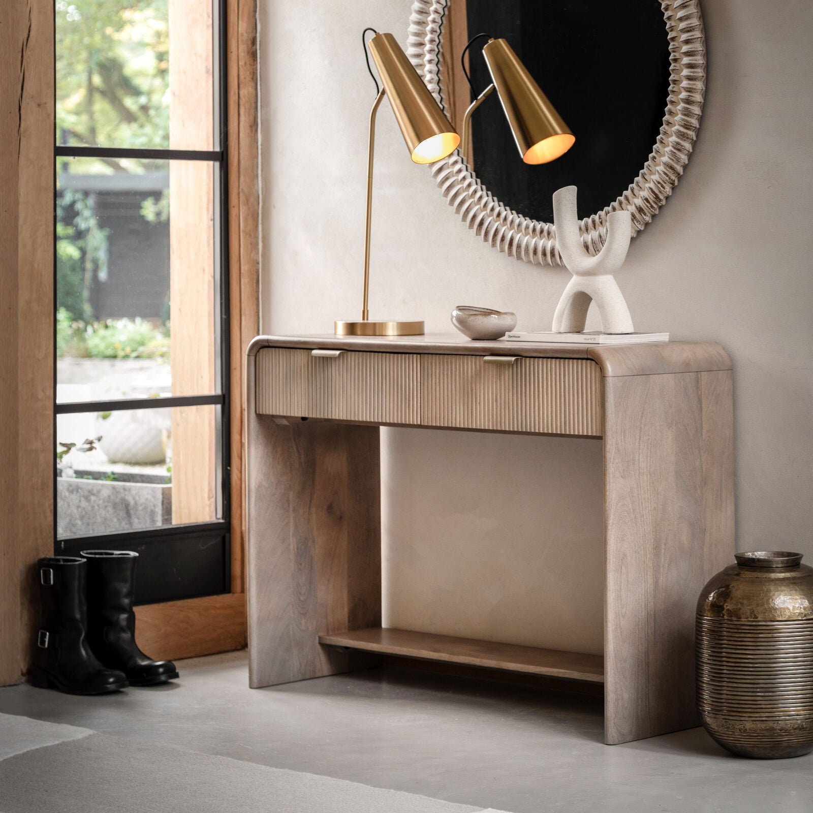 Rocca modern mango wood console table with curved edges and fluted drawers with brass hardware | malletandplane.com