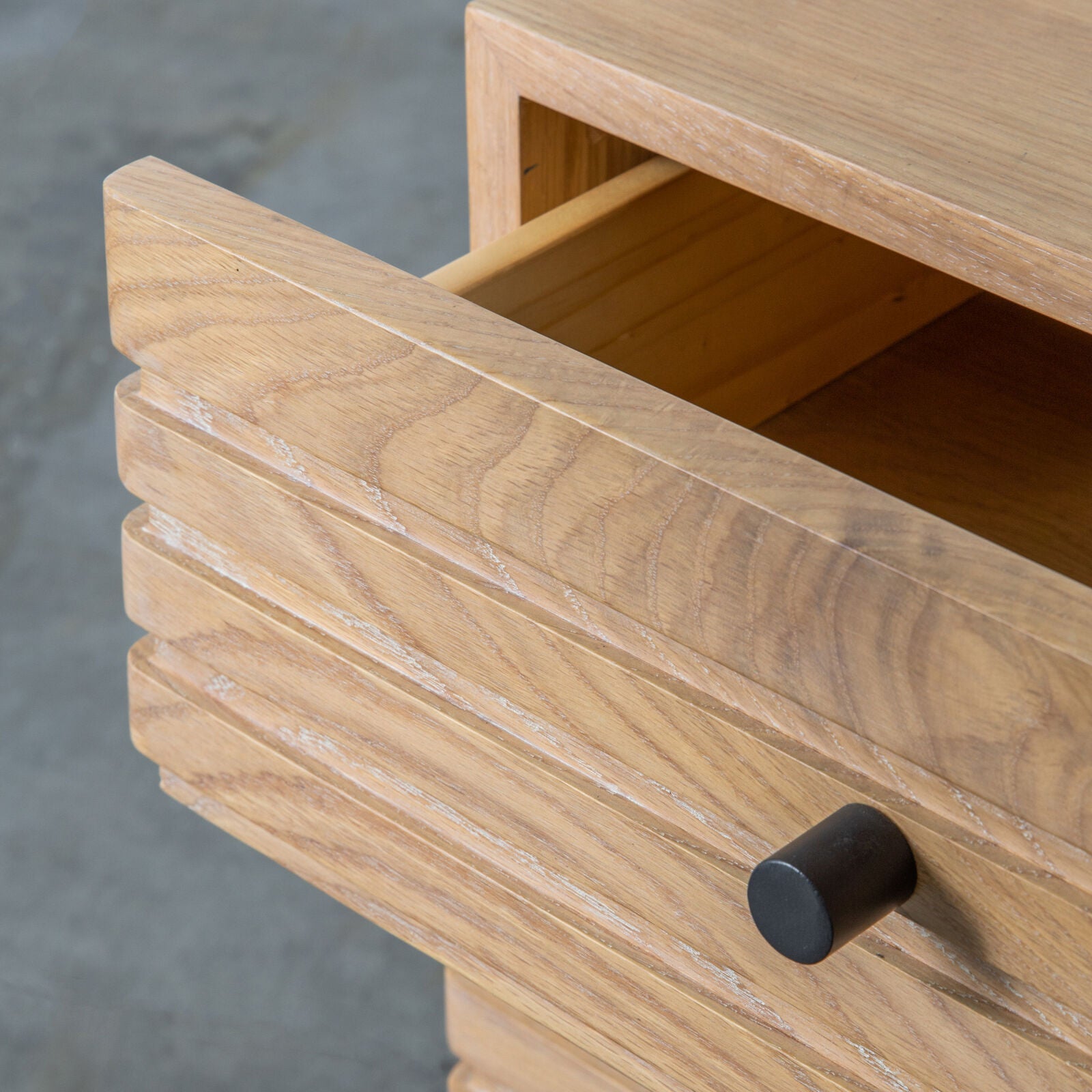 SOJA natural oak chest of 6 Drawers with black metal legs and handles | malletandplane.com