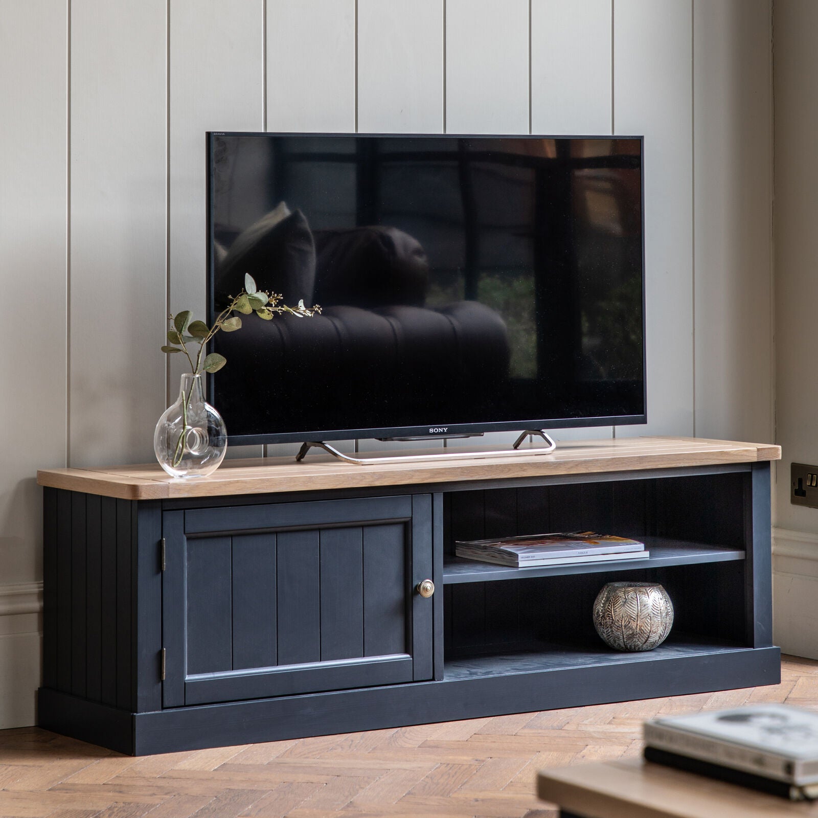 Sven painted TV stand with shelves, cupboard and oak top | malletandplane.com