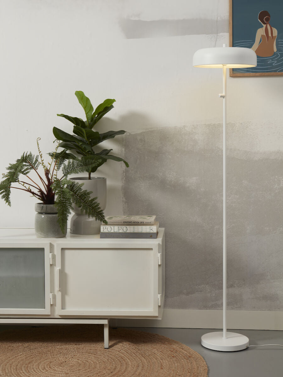 Porto metal floor lamp in matte white finish | malletandplane.com